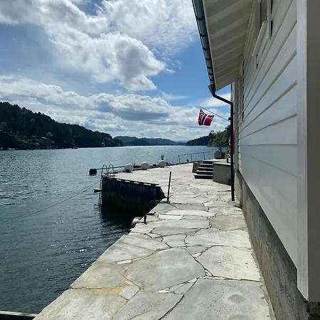 Holiday home Charming Seaside With Views Over The Water Krokeide